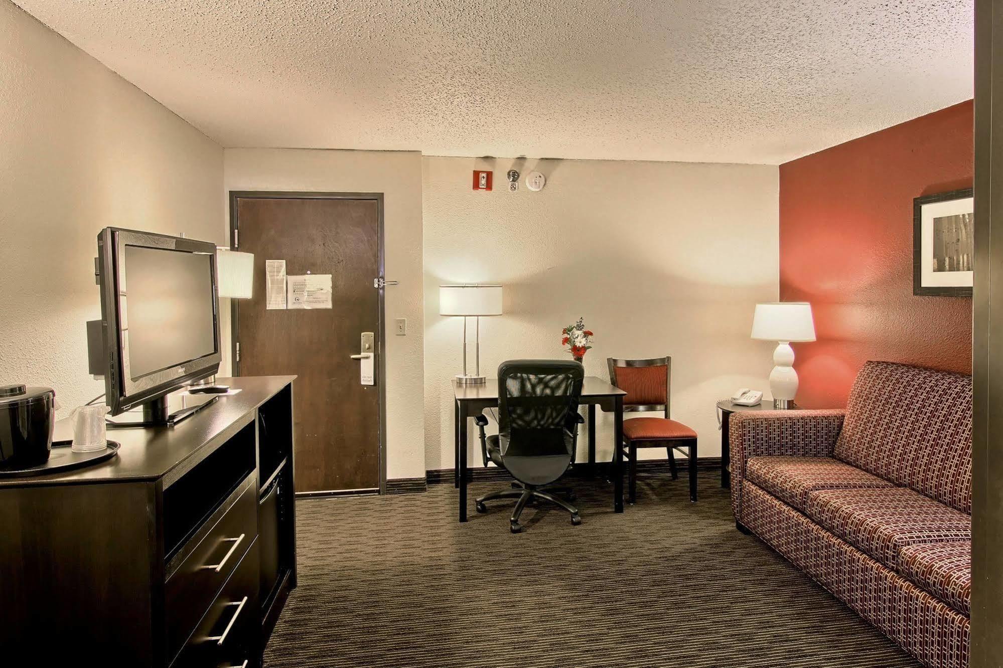 Blossom Hotel & Suites Traverse City Esterno foto